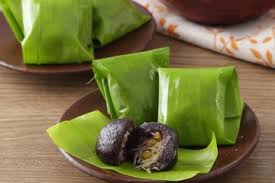 Maybe you would like to learn more about one of these? Resep Kue Bugis Ketan Hitam Enak Kue Tradisional Dengan Cita Rasa Manis Dan Gurih Semua Halaman Sajian Sedap