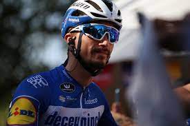 Julian alaphilippe won stage two of the tour de france in a sprint finish to claim the yellow jersey in nice. Cyclingnews Com On Twitter Julian Alaphilippe Says That He D Love To Add The Strade Bianche To His Palmares And Victory At The Italian One Day Race On Saturday Would Continue Deceuninck Quickstep S Run Of Success