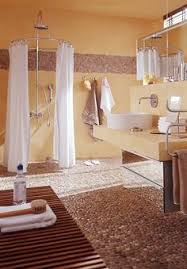 Der kontrast zwischen weiß und blau lässt dieses bad frisch und elegant wirken. 42 Badezimmer Im Mediterranen Stil Ideen Badezimmer Mediterraner Stil Badezimmerideen