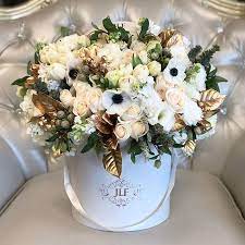 Anemone Kisses For The Night Jadorelesfleurs Anemone White Anemone Flower Beautiful Bouquet Of Flowers Flower Arrangements