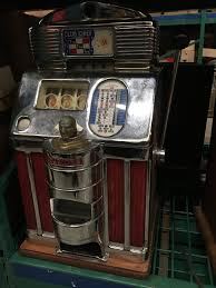 Pin On Antique Slot Machines