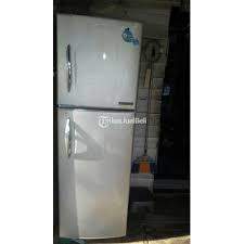 Kulkas 2 pintu harga rp 3 jutaan ini kebutuhan dayanya mencapai 100 watt. Kulkas 2 Pintu Toshiba Glacio Jumbo Tinggi Normal Di Palembang Tribunjualbeli Com