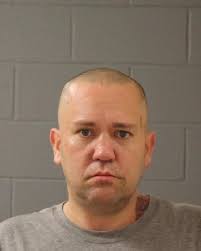 Police arrest husband-wife pair suspected in multiple retail thefts