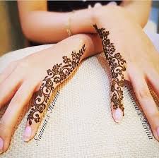 Pretty Henna Bail Henna Tattoo Designs Finger Henna Designs Henna Designs Hand