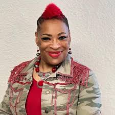 The Ho, The Witch and The Good Wife: Nasty But Necessary: Huff, Felicia J,  Harper, Paula King, Byrd, Kierra, Thomas, Dionne R, Moore, Latonia:  9781646600373: Amazon.com: Books