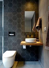 Une tapisserie originale et de circonstance pour des wc modernes. Toilettes Wc Cabinets Deco Originale Tendance Nature Mobilier Salle De Bain Salle De Bains Moderne Decoration Salle De Bain