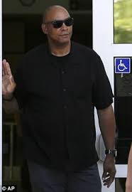 Latest on te kellen winslow including news, stats, videos, highlights and more on nfl.com. Wife Of Former Nfl Star Kellen Winslow Jr Sends Him Love And Says The True Facts Will Come Out Daily Mail Online