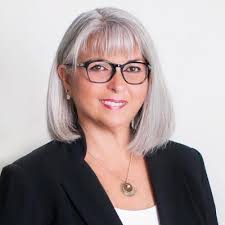 Tammy Waters with Town & Country Real Estate