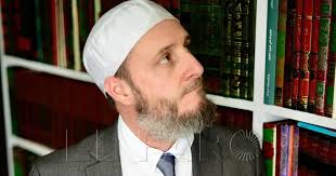 Isa García: "Soy un activista interreligioso: no me meto con política ni me  meto con países"