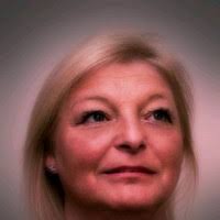 30+ "Roxanne Farrow" profiles