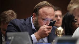 Alex jones was born on february 11, 1974 in dallas, texas, usa as alexander emerick jones. Twitter Permanently Bans Alex Jones And Infowars