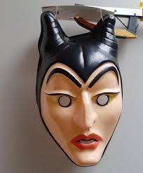 Heks geeft appel aan sneeuwwitje kleurplaat. Bol Com Masker Kindermasker Stiefmoeder Sneeuwwitje Boze Heks