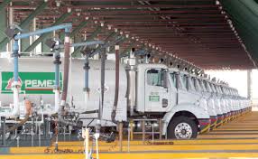 A través de un mensaje en redes sociales, el presidente de méxico, andrés manuel lópez obrador, dio a conocer que pemex adquirió el 100% de la refinería deer park en houston, texas, la cual tiene. Pemex Debera Revelar Compras A Refineria Deer Park Origen Noticias