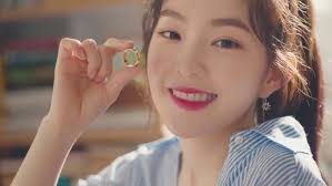 Irene says "Ban-Gee" for 10 minutes