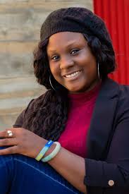 Meet Nichelle Young: Photographer & Entrepreneur