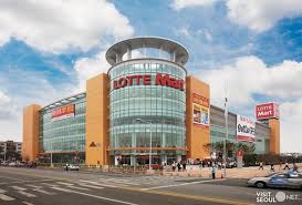 He spares neither money nor effort and after a while his search leads to results. Lotte Mart Seoul Station