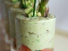 Verrine De Mousse D Avocat Sur Tartare De Saumon Mousse Avocat Verrine De Mousse Tartare De Saumon