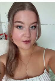 say hi to teddy guys!! <3 👋🏻👋🏻