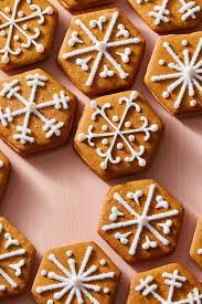Decorating christmas gingerbread chocolate cookies with white ic. 49 Christmas Cookie Decorating Ideas 2020 How To Decorate Christmas Cookies