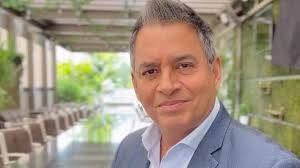 Daniel Sarcos está de luto