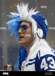 Maple leafs fan hi-res stock photography and images