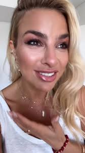 La emoción de Ailén Bechara al compartir con sus seguidores una gran  noticia: se casará con Agustín Jiménez, La modelo les habló a sus followers  y lloró al hablarles y contarles sus novedades., ...