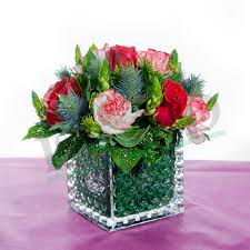 Order a contemporary rose arrangement online for montreal delivery from the flower pot, delicate roses are artistically arranged in three square glass vases. Red Roses With Carnation In Square Glass Vase