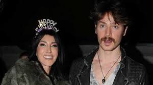 Check spelling or type a new query. Hande Yener Evleniyor Mu Gercek Gundem