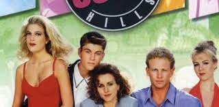 The cast of beverly hills, 90210 play with dolls in their images in the newest promo for the show's reboot. Beverly Hills 90210 Quiz Proprofs Quiz