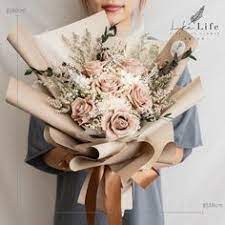 pin by christina kuo on taiwan flower shop in 2021 floral floral wreath flower shop