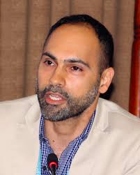 Nahad Sadr-Azodi: Protecting Global Health for All