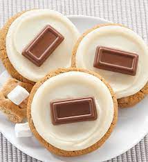 Vanilla 4 eggs 1/4 cup caramel ice cream topping preheat oven to 325°f. Cheryl S Cookies And Brownies New Marshmallow Frosted S More Cookies A Delicious Graham Cracker Crust Cookie Made With Butter And Brown Sugar Each Generously Layered With Vanilla Buttercream And A Milk