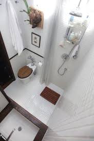 Pin De Daysha Guty Em Enclosed Trailer Ideas Banheiro Pequeno Banheiros Pequenos Planejados Banheiros Minusculos