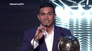 Bola de prata é uma premiação anual do futebol brasileiro. Dudu E O Bola De Ouro Do Premio Espn Bola De Prata Sportingbet 2018 Youtube