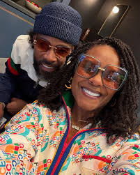 New favorite travel bag❤️. Thank you @soniquesaturday #tabithabrown  #vacation