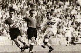 W Germany 4 Turkey 1 In 1954 In Bern The German Defence Tackle Well To Clear The Danger In Group 2 At The World Cup Final Cup Final World Cup Final World Cup