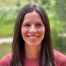 Erin Roark's Instagram, Twitter & Facebook