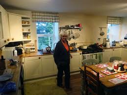 Instead, leave wall space wide open so you can take advantage of cabinet tops for displaying handsome accessories. How Deep Should A Kitchen Soffit Be Kitchen