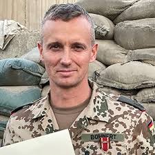 Amazon.de: André Hassan Khan: Bücher, Biographie, neuestes Aktualisierung