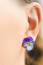 Pansy Stud Statement Earrings Violet Blue Purple Flower Etsy Polymer Clay Flower Jewelry Polymer Clay Jewelry Diy Polymer Clay Earrings