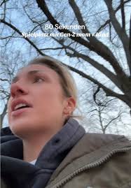 Spielplatzabenteuer mit einer Gen-Z Mama