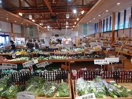 佐久地域の直売所 ご紹介します⑦ 軽井沢町農産物等直売施設 軽井沢発地市庭 | 「旬」の宅配便～佐久っと通信～