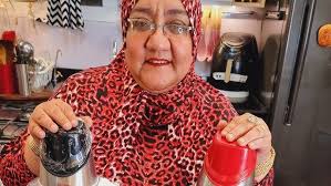 حطى الممبار واللحمة والبصل كله فيها وانبهرى من النتيجة وخليكى واعية ووفرى  تعبك ووقفتك فى المطبخ