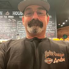 Hey all, I'm 22 and run a small construction business, did about $250,000  gross last year building polebarns, what's your guys advice for scaling the  business up and getting to the point