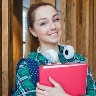 Jade Holmes Email & Phone Number