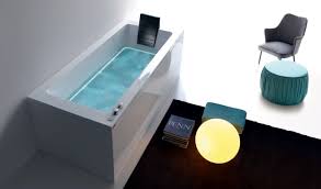 Go with narrow or spot beam and a spread of 2' to 3' of space between each light. Modern Bathtub With Led Lighting Dream Of Treesse Interior Design Ideas Ofdesign