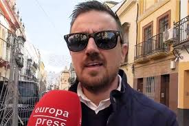 Luis, supuesto hermano de Anabel Pantoja, rompe su silencio: 'Le hace daño  a…'