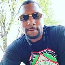 Reggie Long (@RegLong)