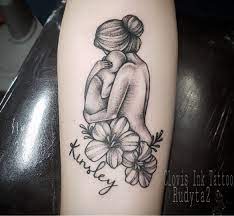 Mother Holding Baby Tattoo Mom And Daughter Tattoos Mom Tattoo Mom Drawing Mommatattoo Babytattoo M Tattoos For Daughters Mom Tattoos Baby Tattoo Designs