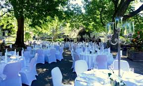 Hochzeit In Der Festhalle Baumhain In Mannheim Mein Traumtag Hochzeitslocation Hochzeit Familienfeier Hochzeitsplanung